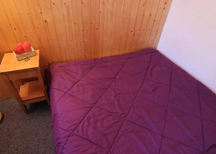 Lauzieres Vti * 瓦托伦斯