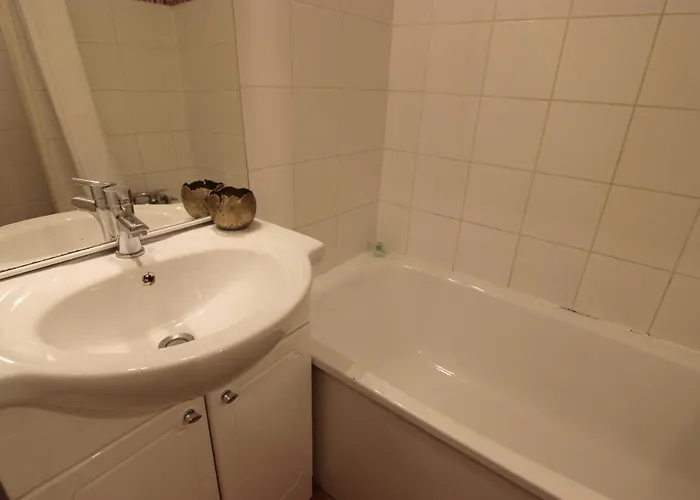 Lauzieres Vti 瓦托伦斯